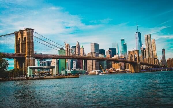 Incredible view of Brooklyn Bridge
