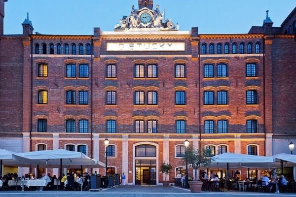  Hilton Molino Stucky Venice; winter destinations