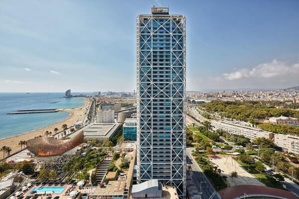  Hotel Arts Barcelona  | Famous Holiday Destinations in the world