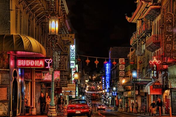 Chinatown, best places to visit in San Francisco