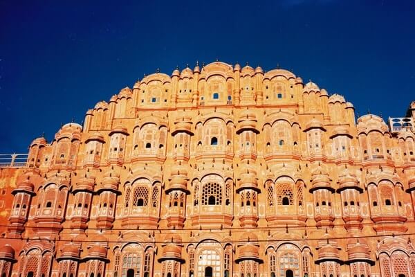 Hawa Mahal best places in Rajasthan