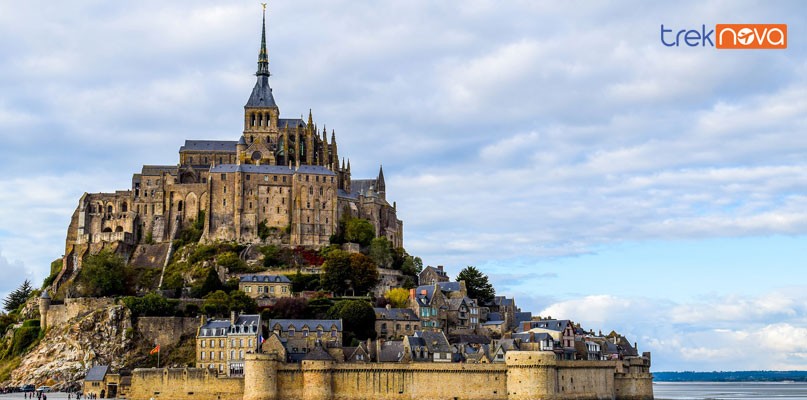 These 13 Beautiful Castles In The World Will Make Your Jaw Drop!