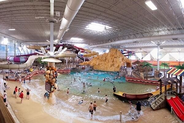 Kalahari Waterparks, largest indoor waterpark, best thing to do in Wisconsin Dell