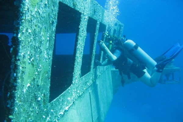 USS Kittiwake wreck in Cayman Waters