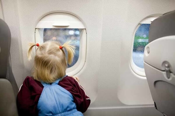 Flying with your kid or baby