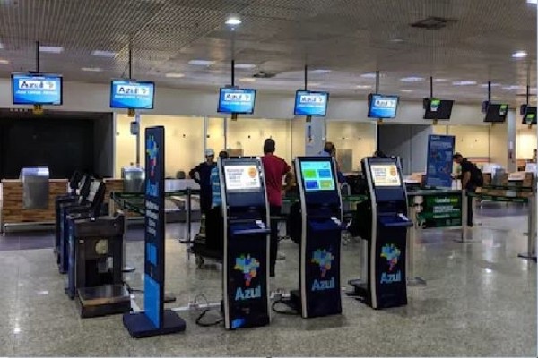 Azul airlines check-in at the airport