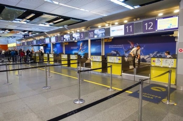 UIA check-in airport, Ukraine international airlines check-in