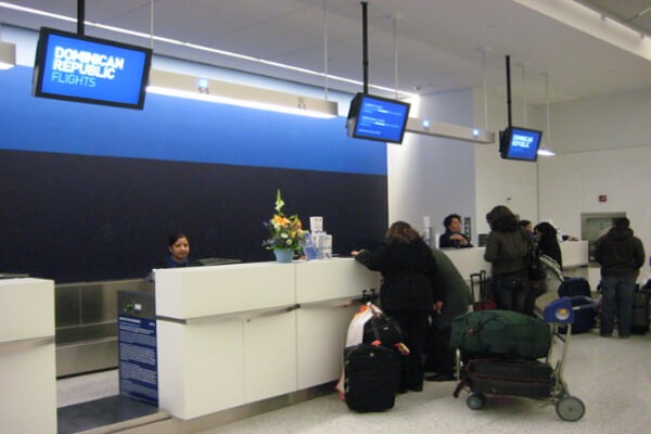 jetblue airways counter check-in, jetblue airways check-in