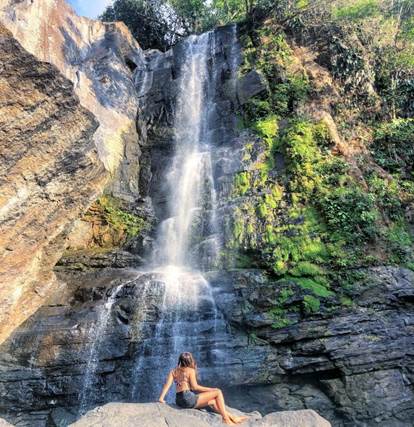 Costa_Rica_waterfall