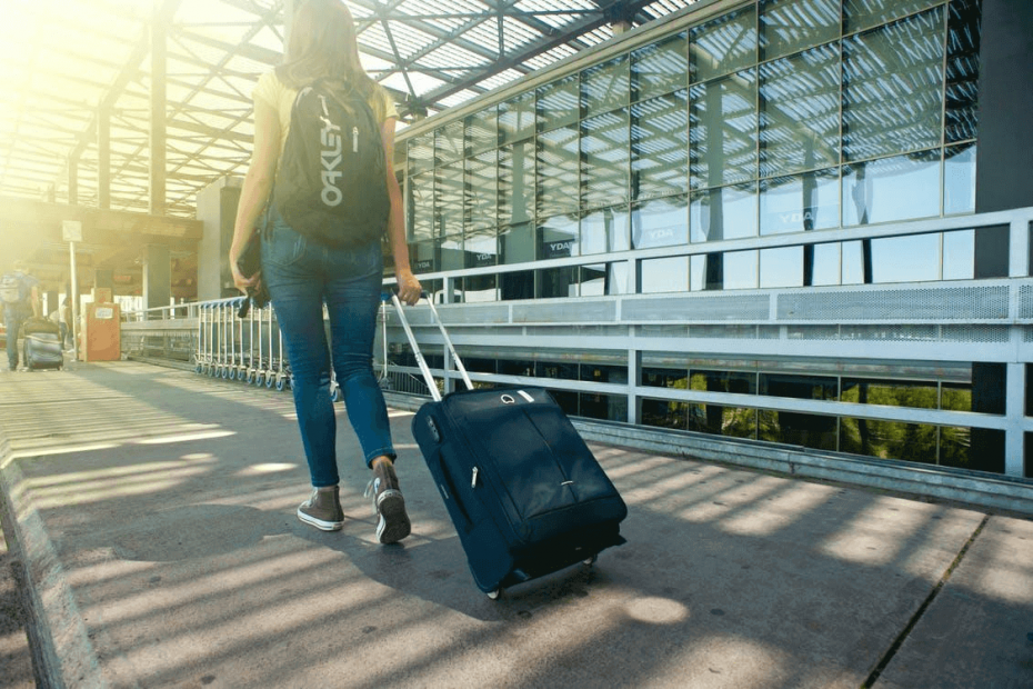 5 Tips on How to Travel as A Student