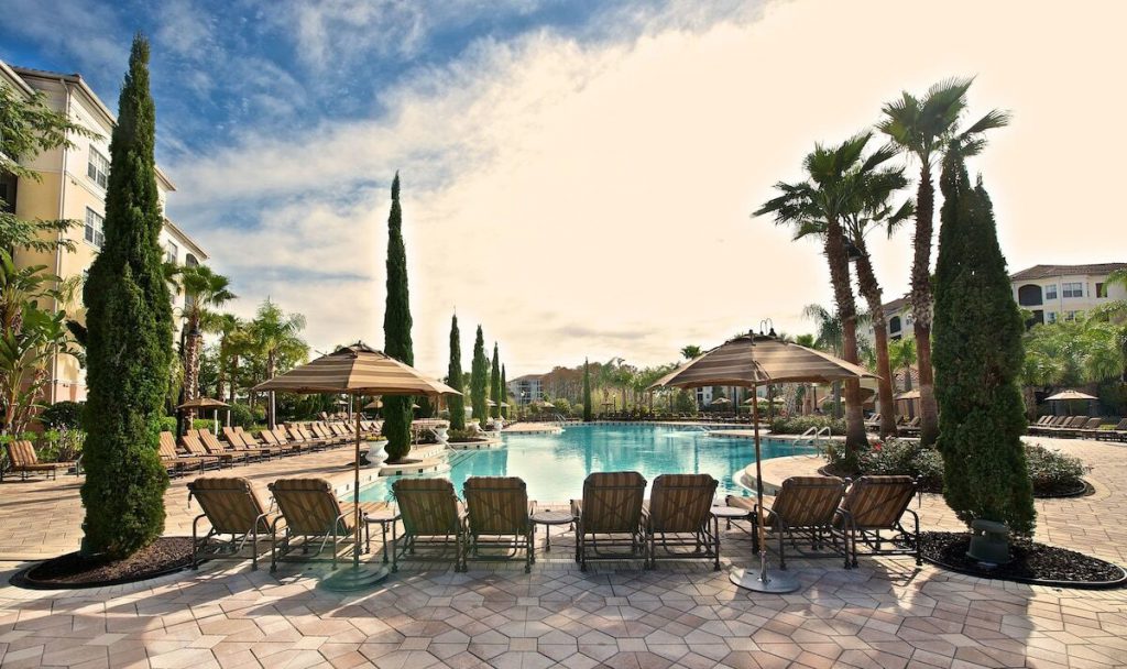WorldQuest Orlando Resort Outdoor Pool
