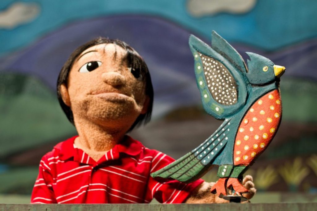 Center for Puppetry Fun Bilingaul Mexican Folktale
